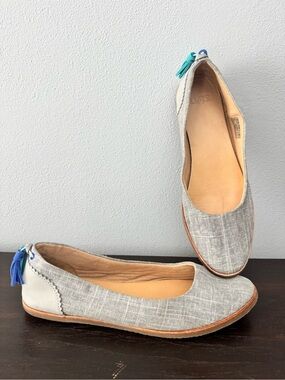UGG Mesa Tassel Ballet Flats – Grey Linen & Leather – Size 8.5 Beachy chic flats